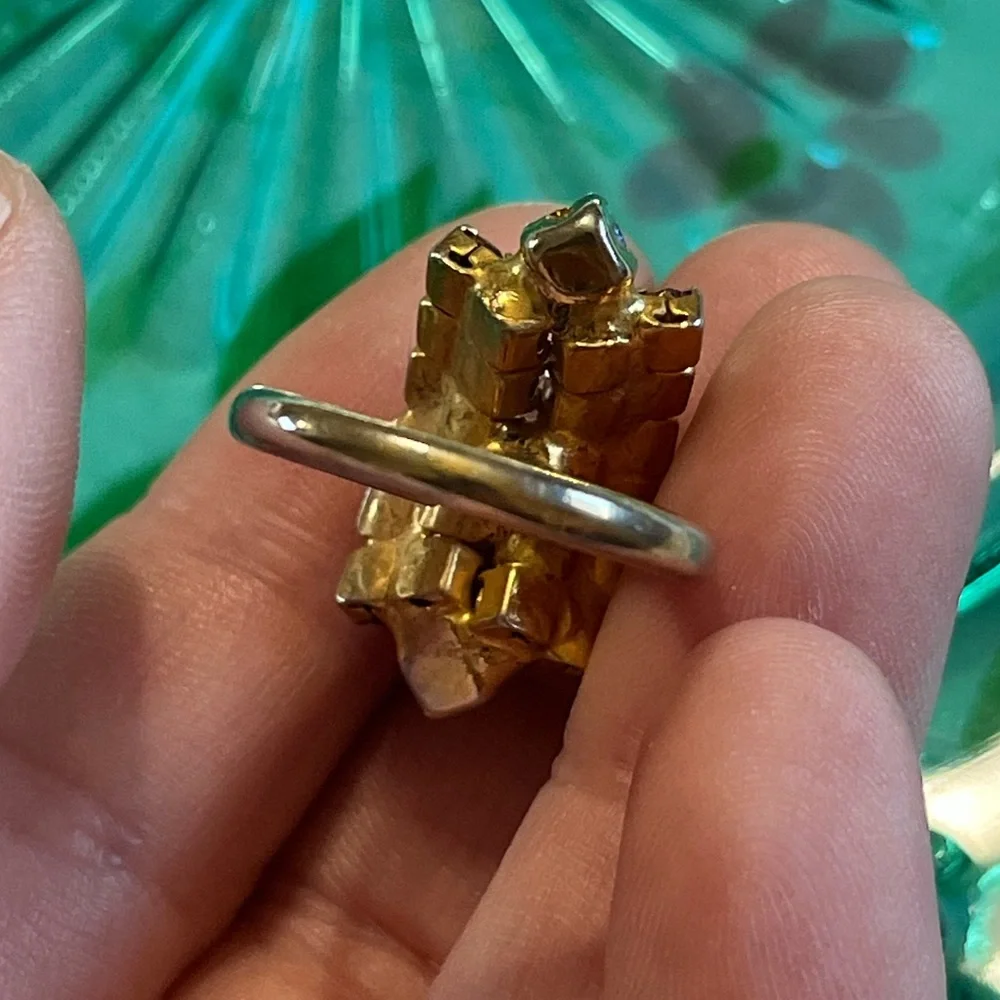 Vintage Patriotic Red White and Blue Rhinestone Gold Tone Metal Adjustable Ring - Picture 5 of 5